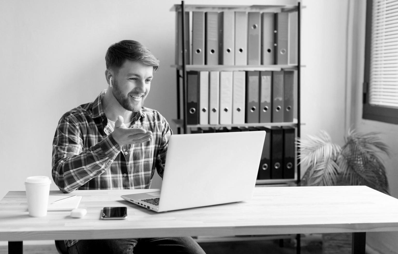 Clean desktop screen displaying financial learning platform interface with educational content