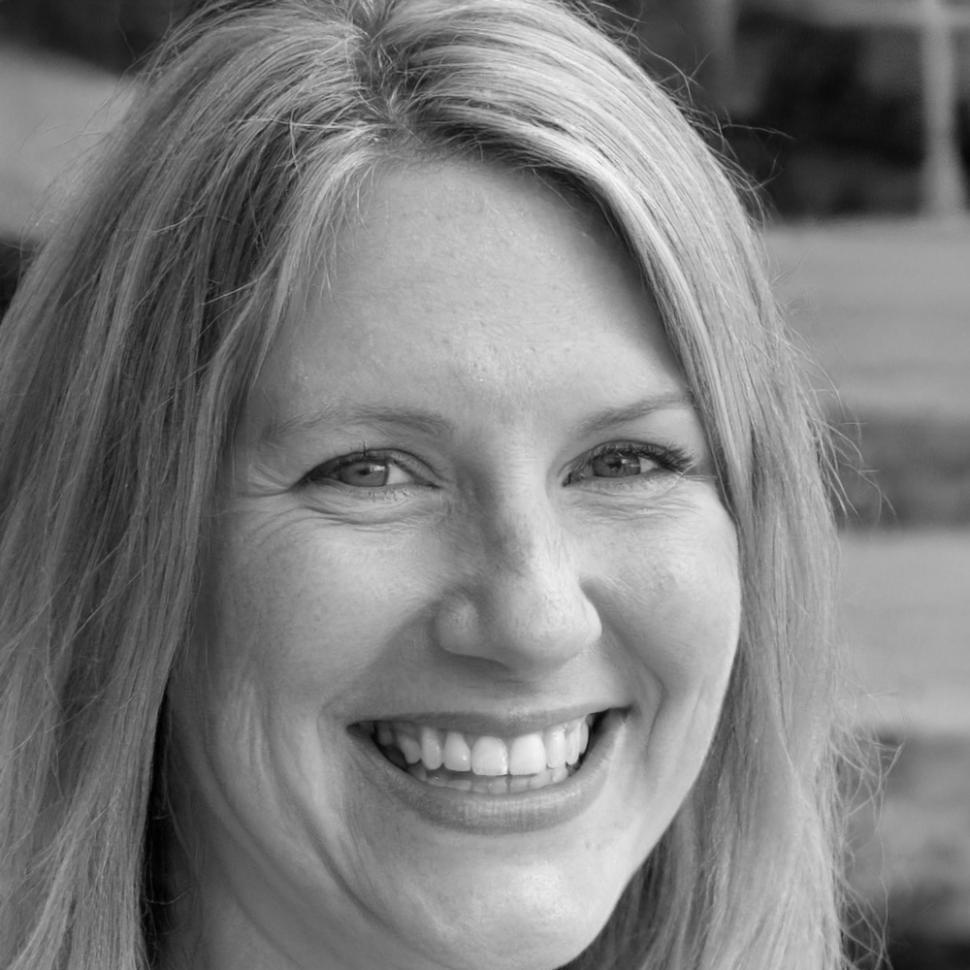 Fiona Blackwell, Senior Investment Analyst